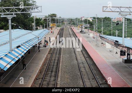 Scalo ferroviario Rurale indiano a Tamilnadu Foto Stock