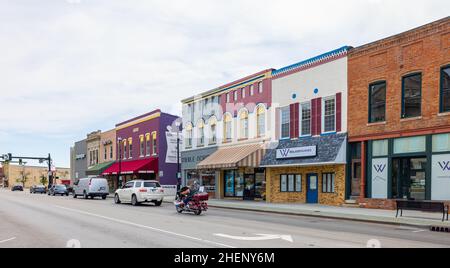 Libano, Indiana, Stati Uniti d'America - 23 agosto 2021: Il quartiere degli affari in Lebanon Street Foto Stock