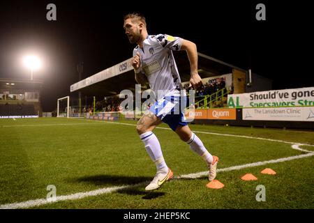 Luke Chambers of Colchester United sul suo aspetto professionale 800th - Forest Green Rovers v Colchester United, Sky Bet League Two, The New Lawn, Nailsworth, UK - 11th gennaio 2022 solo per uso editoriale - si applicano le restrizioni DataCo Foto Stock