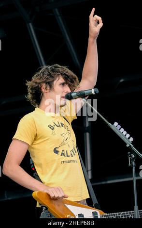 Tyson Ritter - The All-American Rejects, V2004, Hylands Park, Chelmsford, Essex, Regno Unito - 20 agosto 2004 Foto Stock