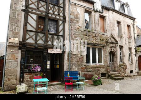 Moncontour-de-Bretagne, città medievale, Cotes-d Armor, Bretagne, Francia, Europa Foto Stock