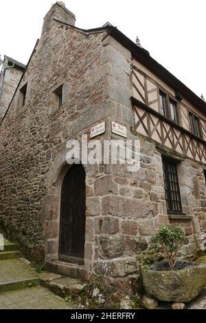 Moncontour-de-Bretagne, città medievale, Cotes-d Armor, Bretagne, Francia, Europa Foto Stock