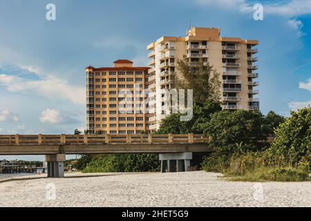 Centro di Fort Myers. Ft. Myers, è la sede della contea e il centro commerciale di Lee County, Florida, Stati Uniti Foto Stock