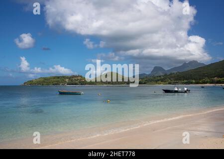 Anse Boileau Beach e Bay West Coast Mahe Island Seychelles 1 Foto Stock
