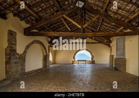 Vista panoramica a Maenza, bellissima cittadina in provincia di Latina, Lazio, Italia. Foto Stock