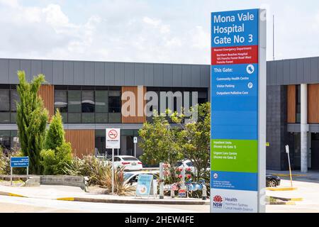 Edificio dell'ospedale Mona vale e segnaletica d'ingresso, regione delle spiagge settentrionali di Sydney, NSW, Australia Foto Stock
