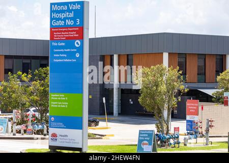 Edificio dell'ospedale Mona vale e segnaletica d'ingresso, regione delle spiagge settentrionali di Sydney, NSW, Australia Foto Stock