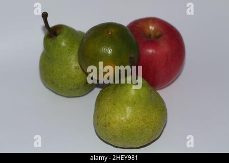 Arance verdi, pere e mele Foto Stock