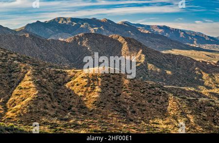 Mazatzal Mountains, vista da Four Peaks Road (FS 143), Tonto National Forest, Arizona, Stati Uniti Foto Stock