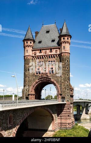 famosa vecchia torre nibelungen in worms germania Foto Stock