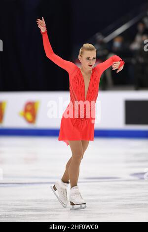 Tallinn, Estonia. Gennaio 13 2021: Antonina DUBININA (SRB), durante il programma breve femminile, al Campionato europeo di pattinaggio a figure ISU 2022, presso il Tondiraba Ice Hall, il 13 gennaio 2022 a Tallinn, Estonia. Credit: Raniero Corbelletti/AFLO/Alamy Live News Foto Stock