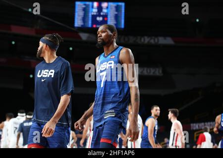 25th LUGLIO 2021 - SAITAMA, GIAPPONE: Kevin Durant degli Stati Uniti sembra deluso dal Team USA che ha perso 76:83 in Francia nel loro turno preliminare Foto Stock