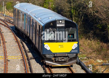 New, Island,line,Electric,Southwestern,Railway,Train,Brading,Station,Isle of Wight,England,UK,Britain,British Foto Stock