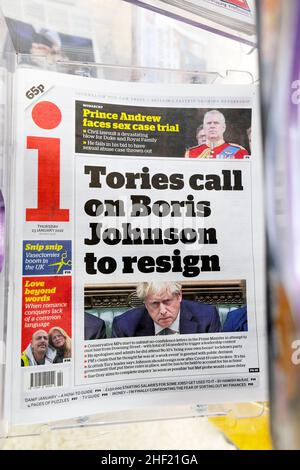 I membri conservatori 'i Tories chiamano Boris Johnson a rassegnare le dimissioni' i giornale headline lockdown party front page il 13 gennaio 2022 a Londra Inghilterra Regno Unito Foto Stock