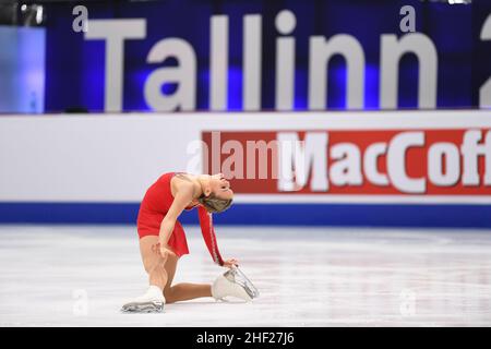 Tallinn, Estonia. Gennaio 13 2021: Loena HENDRICKX (bel), durante il programma corto delle donne, al campionato europeo di pattinaggio di figura ISU 2022, presso il Tondiraba Ice Hall, il 13 gennaio 2022 a Tallinn, Estonia. Credit: Raniero Corbelletti/AFLO/Alamy Live News Foto Stock