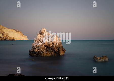 Aphrodite's Beach nel sud di Cipro, dopo essere stato trattato con bracketing di esposizione Foto Stock