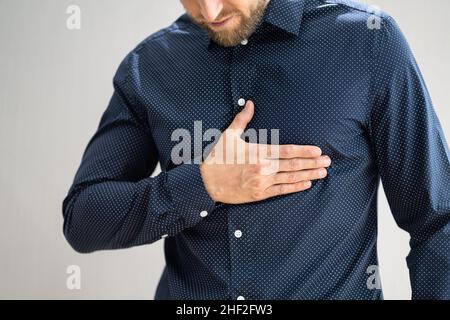 Infezione toracica e dolore polmonare respiratorio da malattia Foto Stock