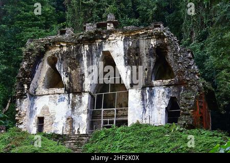 Tempio della Croce foliata (El Templo de la Cruz Foliada), sito archeologico di Palenque, Stato del Chiapas, Messico, Nord America, Sito Patrimonio dell'Umanità Foto Stock