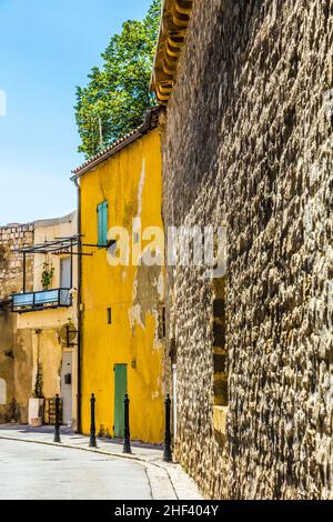 Provenza tipica città di Aix en Provence con la vecchia facciata della casa Foto Stock