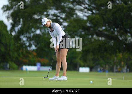 Brisbane, Australia. 14th Jan 2022. Cassie Porter Putts sulla 18th buche di Brisbane, Australia, il 1/14/2022. (Foto di Patrick Hoelscher/News Images/Sipa USA) Credit: Sipa USA/Alamy Live News Foto Stock