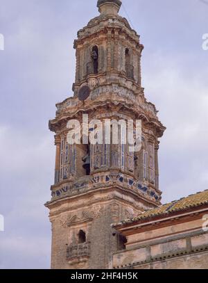 TORRE - FOTO AÑOS 80. Località: IGLESIA PARROQUIAL. MANZANILLA. Huelva. SPAGNA. Foto Stock