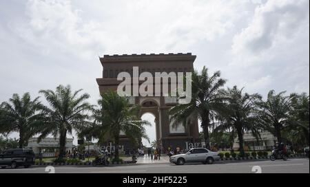 Il bellissimo monumento di Simpang Lima Gumul. Simpang Lima Gumul in una delle icone di Kediri Foto Stock