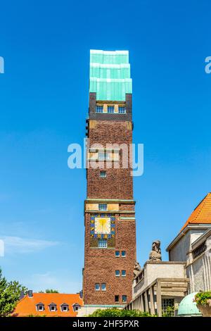 Torre Hochzeitsturm a Kuenstler Kolonie colonia di artisti in Darmstadt Germania Foto Stock