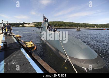 Scire alla base navale sottomarina di New London Foto Stock