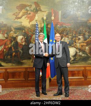 Il Segretario Kerry incontra il primo Ministro italiano letta versione migliorata. Foto Stock