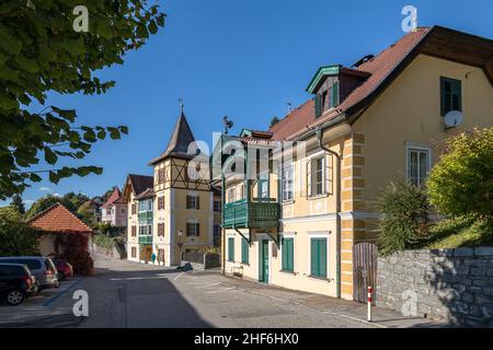 Edifici tradizionali, Millstatt am See, quartiere Spittal an der Drau, Carinzia, Austria, Europa Foto Stock