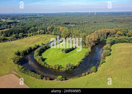 Datteln, Renania Settentrionale-Vestfalia, Germania, Lippe, sviluppo del fiume e della pianura alluvionale della Lippe vicino Haus Vogelsang, un paesaggio fluviale quasi naturale è stato creato qui, un ecosistema intatto della pianura alluvionale fiume restaurato con protezione dalle inondazioni attraverso le aree alluvionali di nuova progettazione. Foto Stock