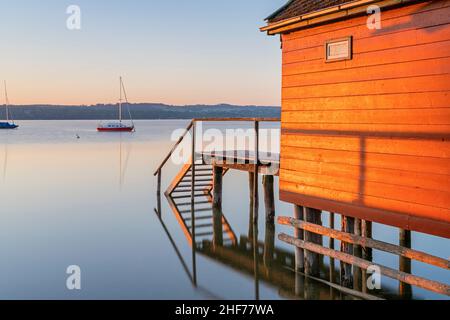 Mattina ad Ammersee, Schondorf am Ammersee, Fünfseenland, alta Baviera, Baviera, Germania meridionale, Germania, Europa Foto Stock