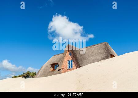 Tetto di paglia vicino a Kampen, Sylt Island, Schleswig-Holstein, Germania Foto Stock