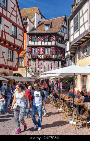 Case a graticcio su Rue de Marchands, Colmar, strada del vino Alsazia, Grand Est, Alsazia, Francia Foto Stock