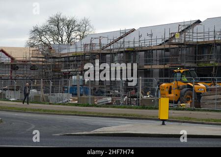 Limerick, Irlanda-Gennaio, 14, 2022. Vista sul Walkers Rd, durante la costruzione di case residenziali Foto Stock