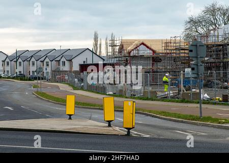 Limerick, Irlanda-Gennaio, 14, 2022. Vista sul Walkers Rd, durante la costruzione di case residenziali Foto Stock