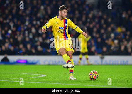 Brighton, Regno Unito. 14th Jan 2022. Joachim Andersen del Crystal Palace attraversa la palla durante la partita della Premier League tra Brighton & Hove Albion e Crystal Palace all'Amex il 14th 2022 gennaio a Brighton, Inghilterra. (Foto di Jeff Mood/phcimages.com) Credit: PHC Images/Alamy Live News Foto Stock