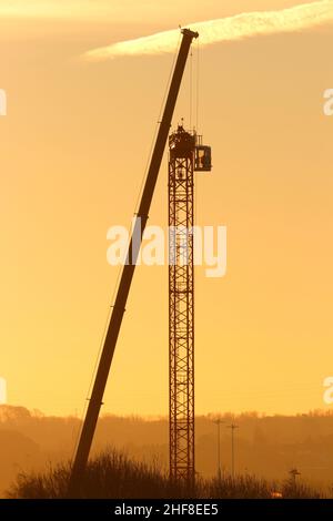 Installazione di una gru a torre del nuovo progetto Springwell Gardens nel centro di Leeds Foto Stock