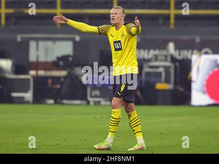 Dortmund, Germania. 14th Jan, 2022. Primo : 14th gennaio 2022, Fuvuball, 1.Bundesliga, stagione 2021/2022, BVB, Borussia Dortmund - SC Freiburg Gesture, Erling Haaland Credit: dpa/Alamy Live News Foto Stock