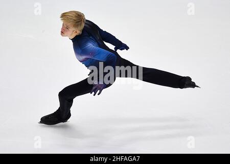 Tallinn, Estonia. 14th Jan 2022. Daniel Grassl in Italia si esibisce durante il programma gratuito maschile dei Campionati europei di pattinaggio a figure ISU a Tallinn, Estonia, 14 gennaio 2022. Credit: Sergei Stepanov/Xinhua/Alamy Live News Foto Stock