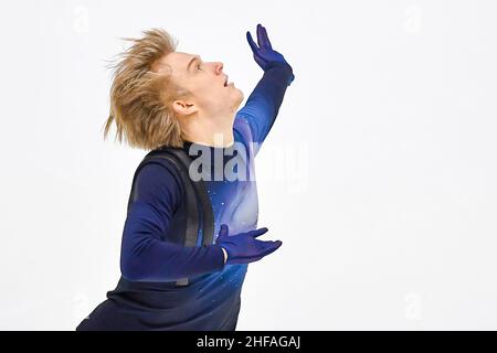 Tallinn, Estonia. 14th Jan 2022. Daniel Grassl in Italia si esibisce durante il programma gratuito maschile dei Campionati europei di pattinaggio a figure ISU a Tallinn, Estonia, 14 gennaio 2022. Credit: Sergei Stepanov/Xinhua/Alamy Live News Foto Stock