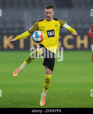 Dortmund, Germania. 14th Jan, 2022. Primo : 14th gennaio 2022, Fuvuball, 1st Bundesliga, stagione 2021/2022, BVB, Borussia Dortmund - SC Friburgo 5: 1 Marco REUS, BVB, single action Credit: dpa/Alamy Live News Foto Stock