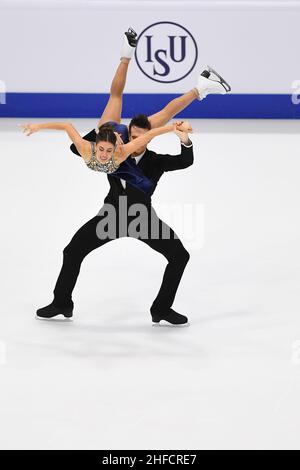 Tina GARABEDIAN & Simon PROULX SENECAL (ARM), durante la Danza libera del ghiaccio, al campionato europeo di pattinaggio a figure ISU 2022, presso la sala del ghiaccio di Tondiraba, il 15 gennaio 2022 a Tallinn, Estonia. Credit: Raniero Corbelletti/AFLO/Alamy Live News Foto Stock