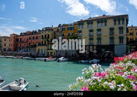 Peschiera del Garda è un comune italiano di 195 abitanti della provincia di Verona, in Veneto. Foto Stock