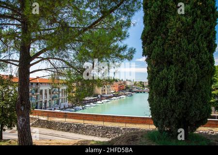 Peschiera del Garda è un comune italiano di 195 abitanti della provincia di Verona, in Veneto. Foto Stock