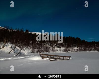 Mattisvannet è un lago vicino a Kafjord in Norvegia. Foto Stock