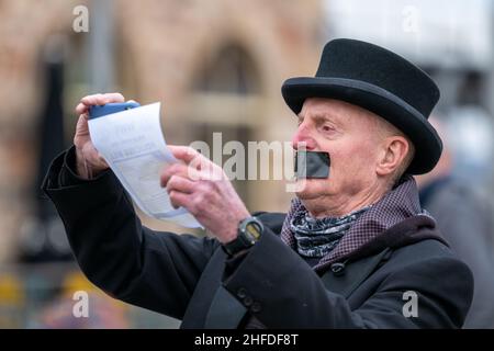 INVERNESS, HIGHLAND, REGNO UNITO. 15th Jan 2022. Questo è il Kill The Bill protesta - polizia, crimine, condanna e tribunali (PCSC) Bill a Inverness, Highland, Scozia il 15 gennaio 2022. Credit: JASPERIMAGE/Alamy Live News Foto Stock