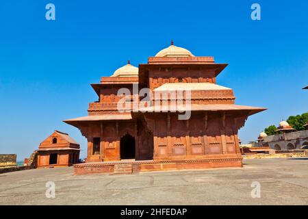 Fatehpur Sikri, India. È una città del distretto di Agra in India. Fu costruita dal grande imperatore Mughal, Akbar, a partire dal 1570. Foto Stock