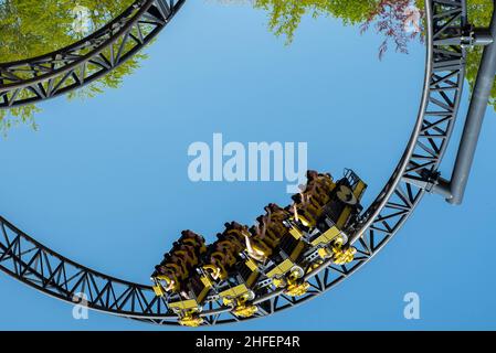 Alton Towers, dove la magia non finisce mai, immagini di altissima qualità del parco a tema e montagne russe del Regno Unito Foto Stock