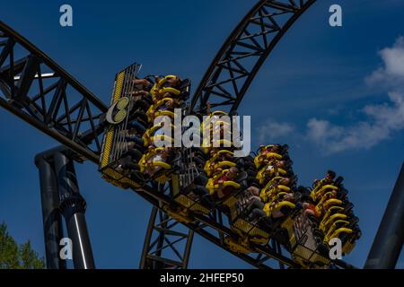 Alton Towers, dove la magia non finisce mai, immagini di altissima qualità del parco a tema e montagne russe del Regno Unito Foto Stock